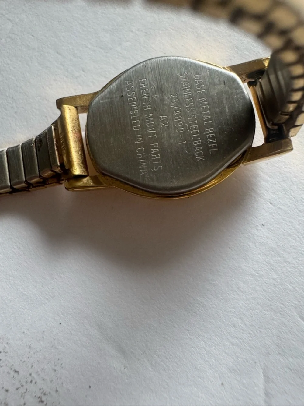 LOT of 3 vintage‎ stretch band watches